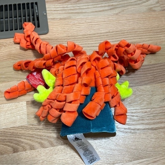 Disney Pixar Remix Toy Story Alien Merida NWT Plush Stuffed Animal Figure - Picture 3 of 6